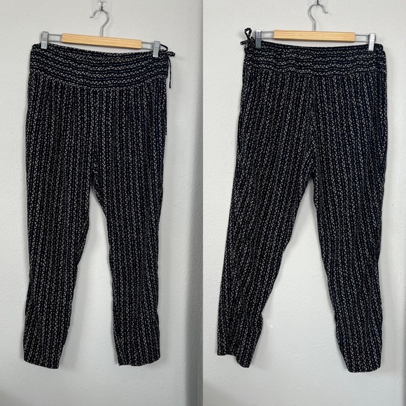 Hatch Jensie Maternity Pants Size 2-Black with blush/cream print - Picture 2 of 10